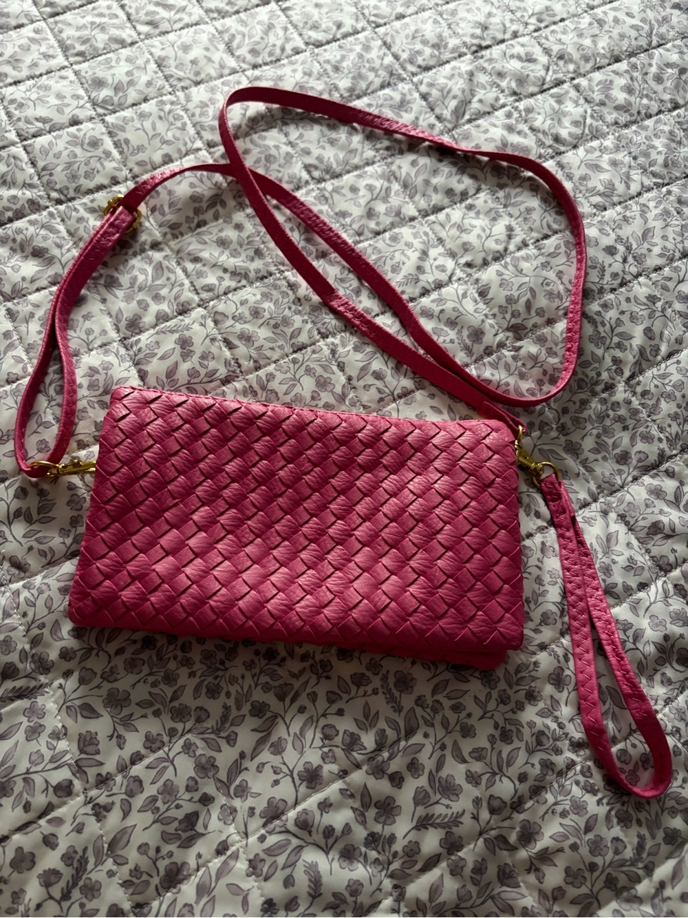 Woven Crossbody Wristlet - Pink